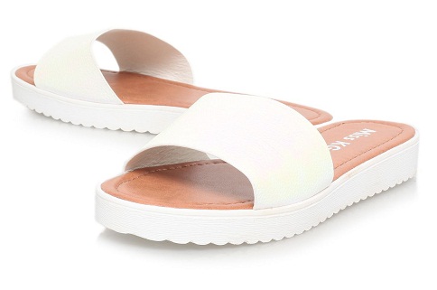 Flat Slip-on sandaalit sekä miehille että naisille