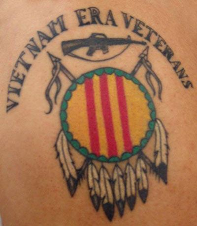 Vietnamin sodan ajan symbolinen armeijan tatuointisuunnittelu