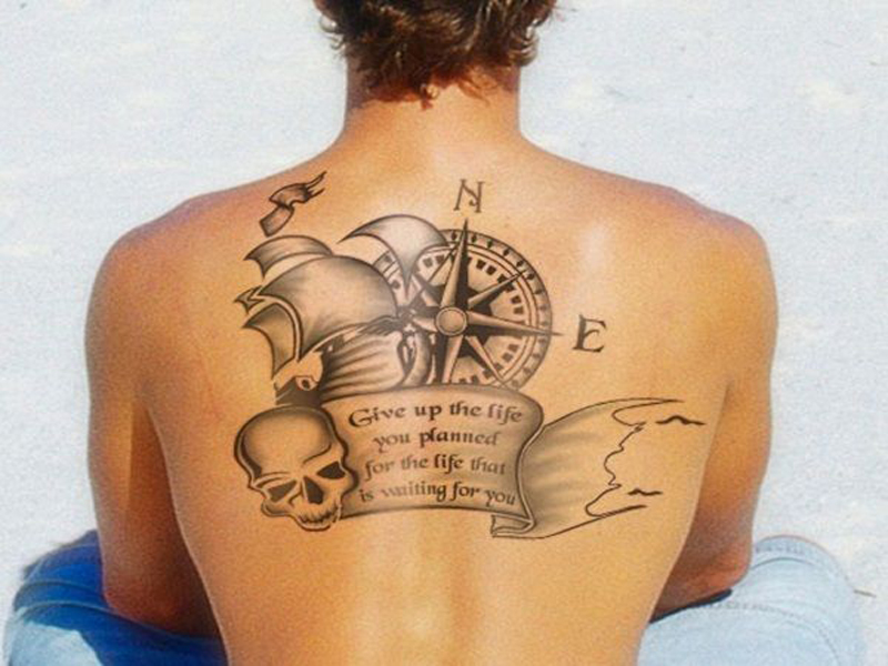 Τα πιο αξιολάτρευτα ναυτικά τατουάζ για άνδρες και γυναίκες