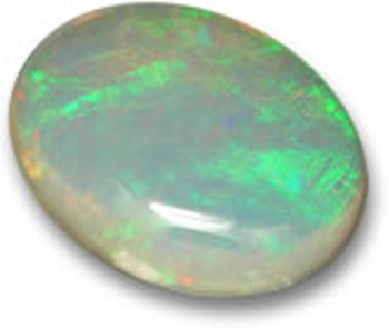 Mustat opaalin jalokivet
