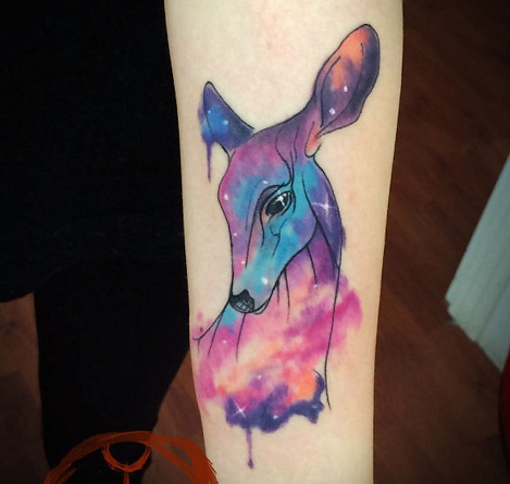Yliluonnolliset eläinten kosmiset tatuoinnit