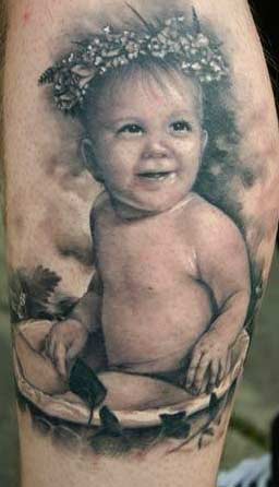 Vauvan muotokuva tatuointi