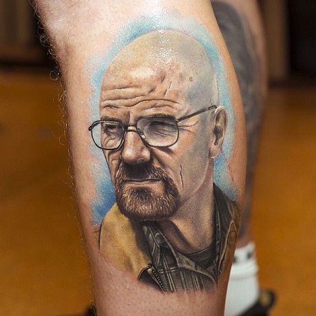 Värillinen muotokuva tatuointi