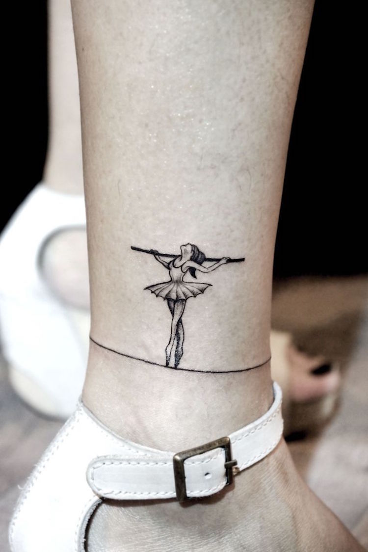 tatueringar kvinnor fotled liten personlig mening