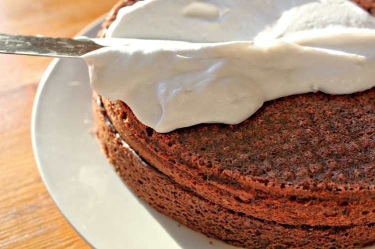 Gör din egen tårtbotten mörk-recept-kakao-choklad
