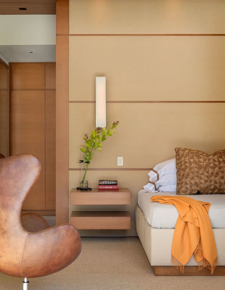 Väggbeklädnad-trä-modern-design-sovrum-matta-beige