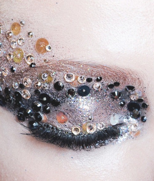 Konstgjorda ögonfransar Sminkögon med glittrande stenar Trendig smink