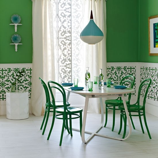 Smaragdgrön pantone matsal möbler trend färg 2013