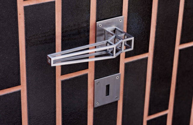Rostfritt stål minimalistisk dörrhus ingång