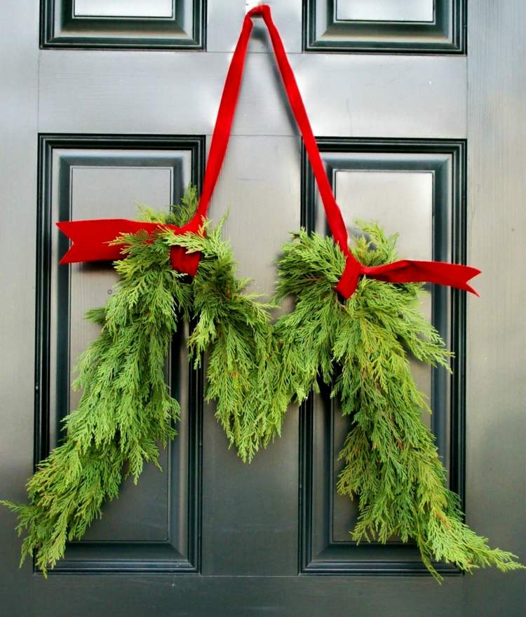 tinker dörrkrans för advent m brev idé vintergröna kvistar rött band