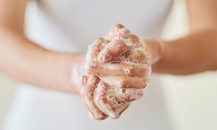 Torra händer från tvål håller huden frisk Tips handtvätt hur ofta