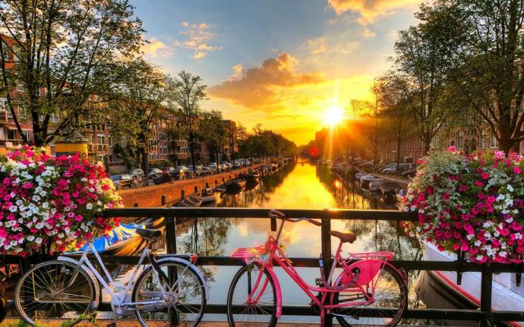Miljövänliga städer Res hållbart i Amsterdam