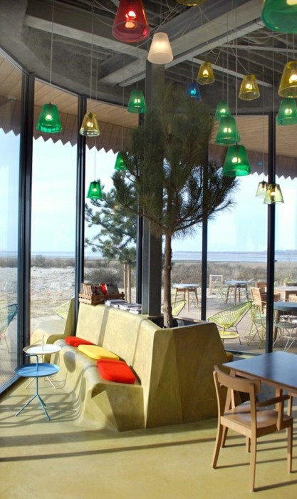 miljövänlig-restaurang-stort-fönster-vacker-utsikt