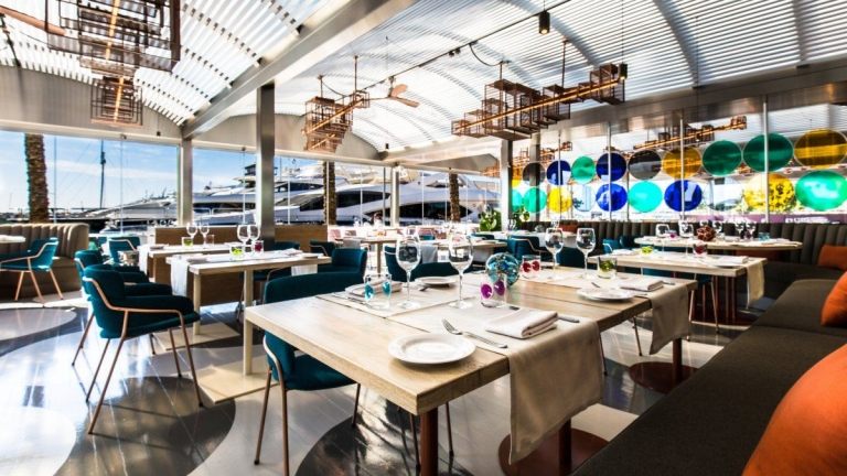 Semester på restaurangerna på Mallorca kostar mat