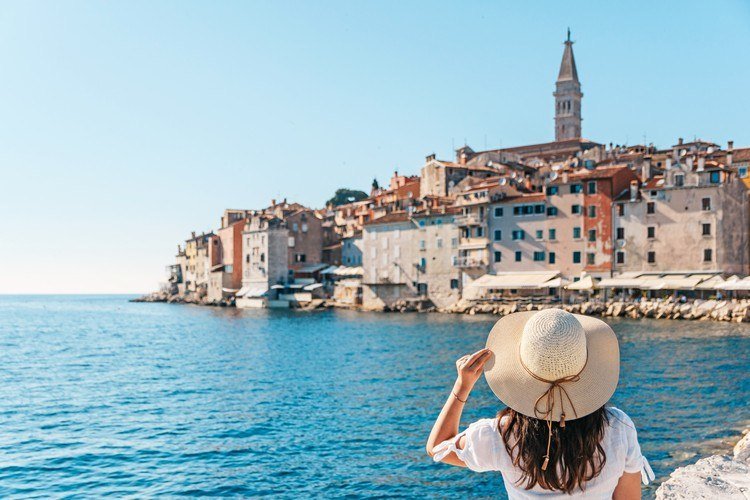 Hvar ö tipsar semester i Kroatien vid havet