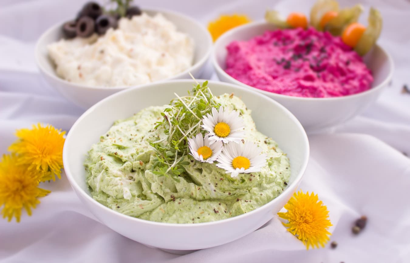 Veganfrukostrecept Ät veganskt spritt vegan senapsdill friskt