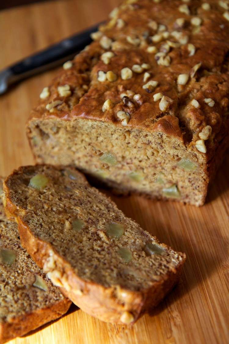 vegan-banan-bröd-äpple-valnötter