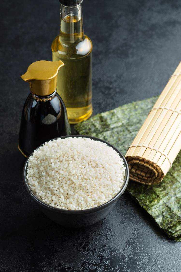 vad behöver du för att göra sushi själv ris nori vinägermatta
