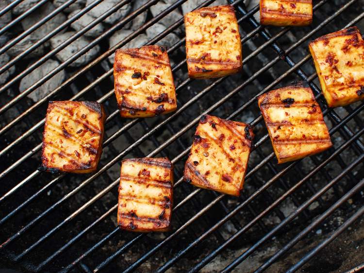 vegetarisk-grill-köttersättning-tofu-marinera-grill-direkt
