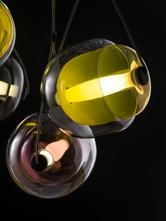 hängande lampor färgat glas designer lucie koldova