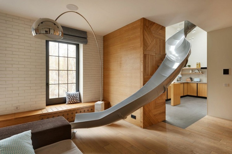 studio lägenhet glid vardagsrum-trä-vägg-design-vit-tegel vägg-båge lampa-hörn kök