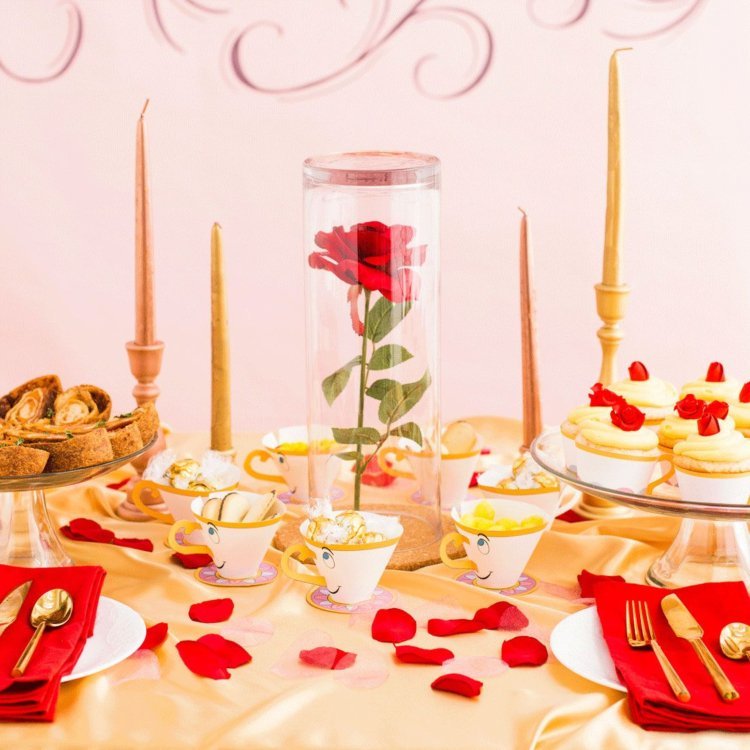 rosglas bord dekoration födelsedag idé
