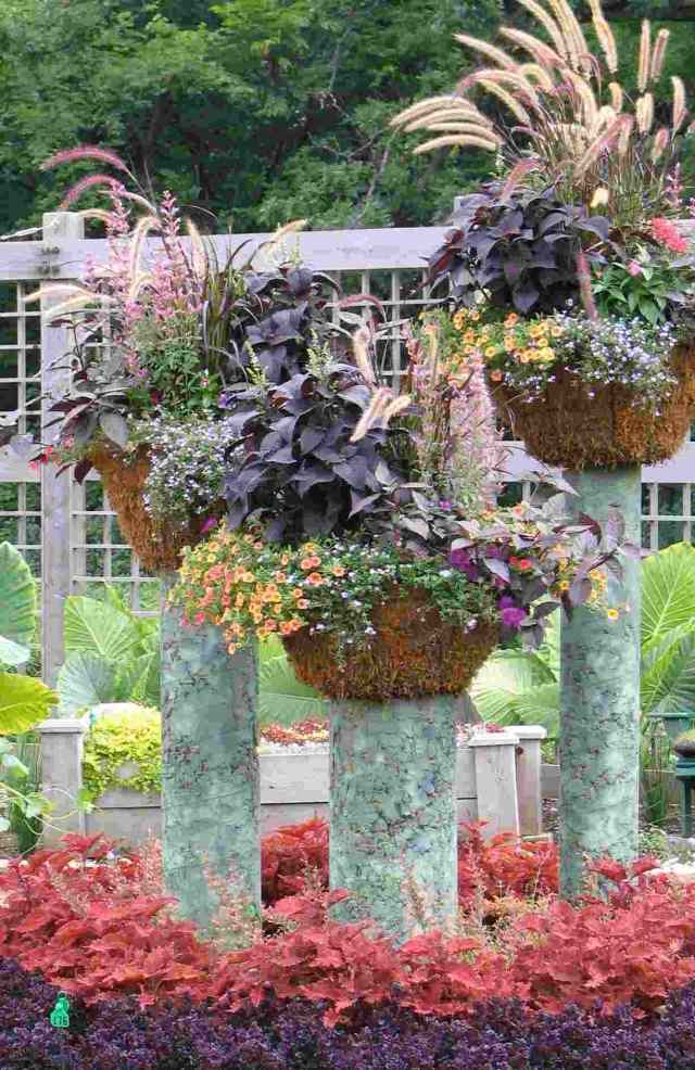 Idéer intressant design för att skapa en färgstark, vacker trädgård