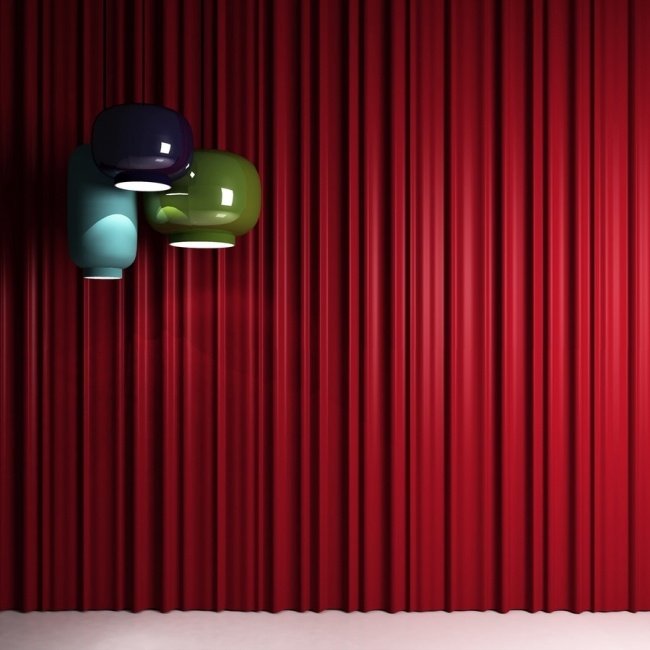 Gardinimitationliknande design Röd panelvägg Tenda