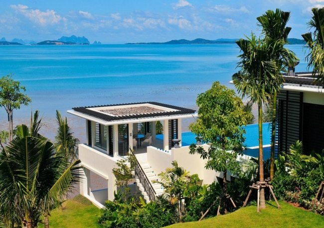 exotisk villa på stranden phuket thailand arkitektur