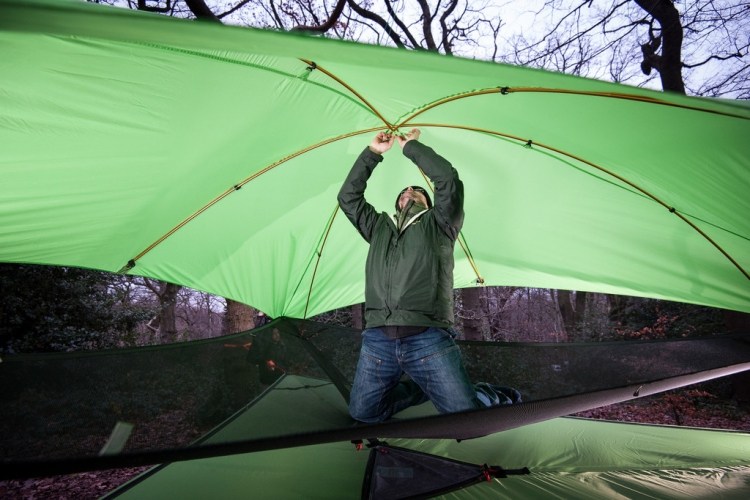 Tentsile-Vista-dinglande-tält-lättare att sätta upp-mellan-träd