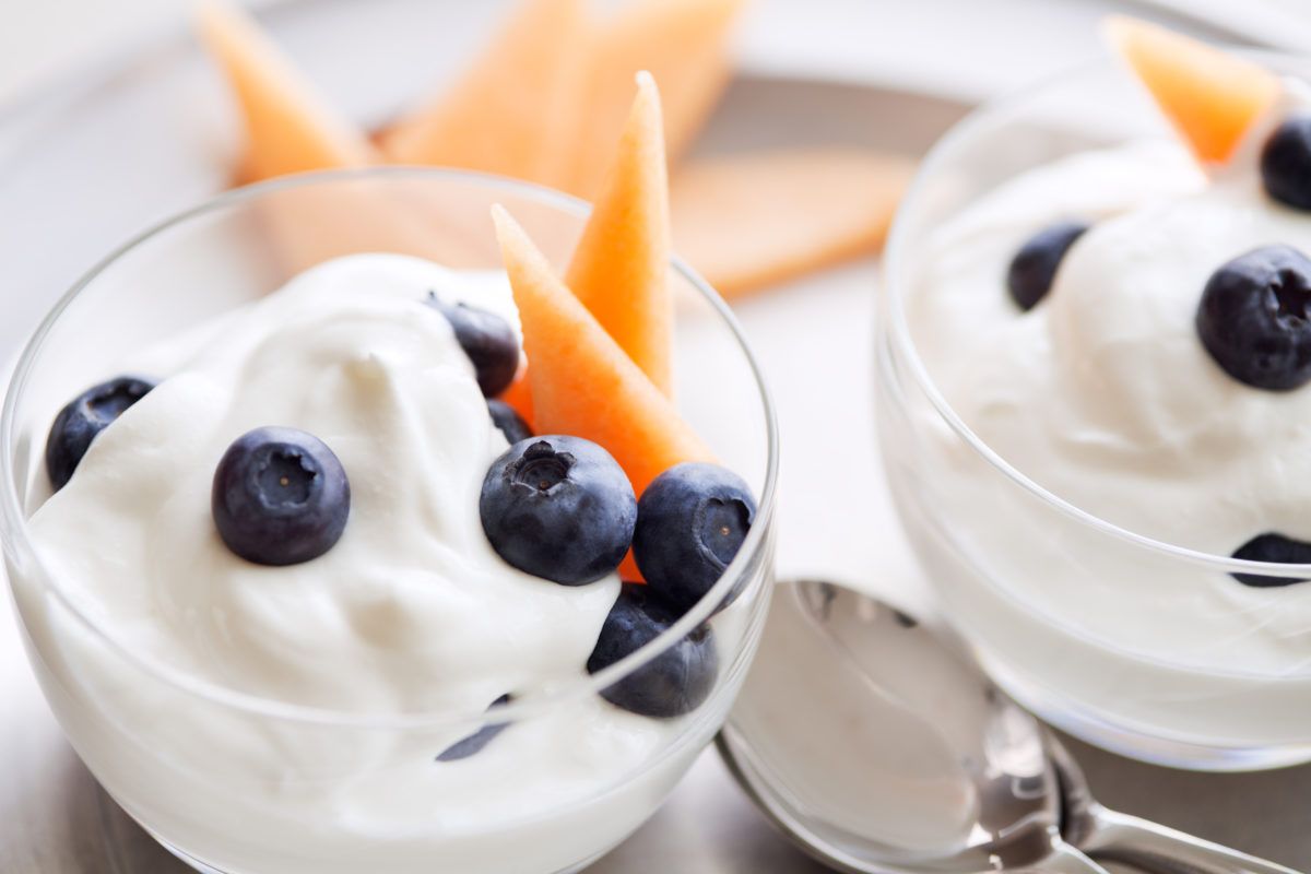 Vitamin B12 mat mejeriprodukter yoghurt friska blåbär