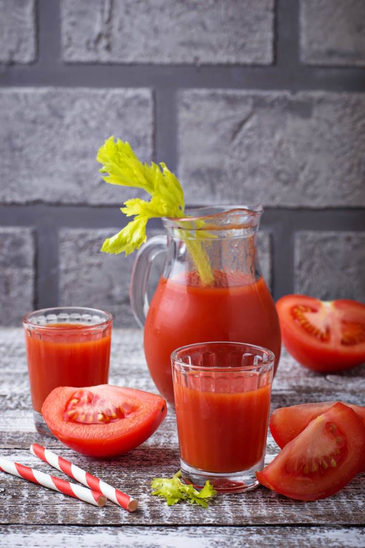 livsmedel som innehåller vitamin c -tomatjuice