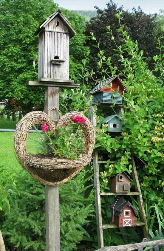 Fågelfoderhus bygga trädgård idéer