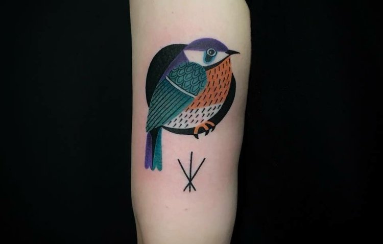 färgstark fågel och symbol som inspiration