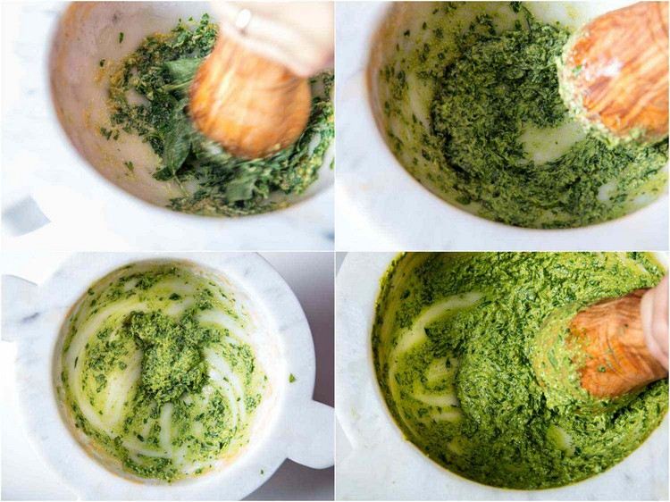 Gör din egen klassiska pesto alla Genovese i en mortel och stöt