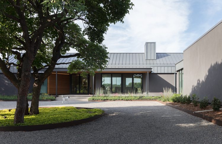 hus grus framgård entré betong