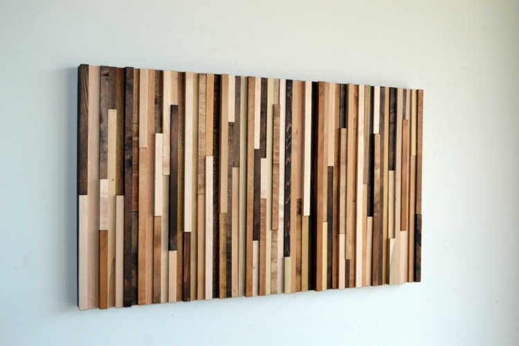väggdekoration-gjord-av-trä-remsor-lapptäcke-idé-väggmålning