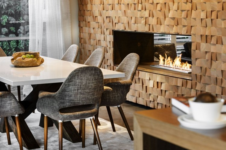 väggdekoration med trä 3d-design-öppen spis-matsal-grå-stolar-modern