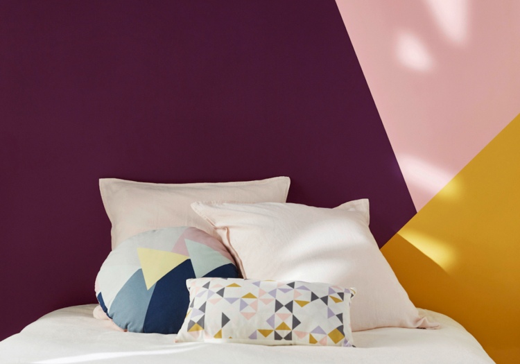 väggfärg bär säng sänggavel design