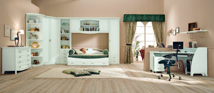 väggfärg för barnrum beige mintgröna möbler idé vintage gardiner