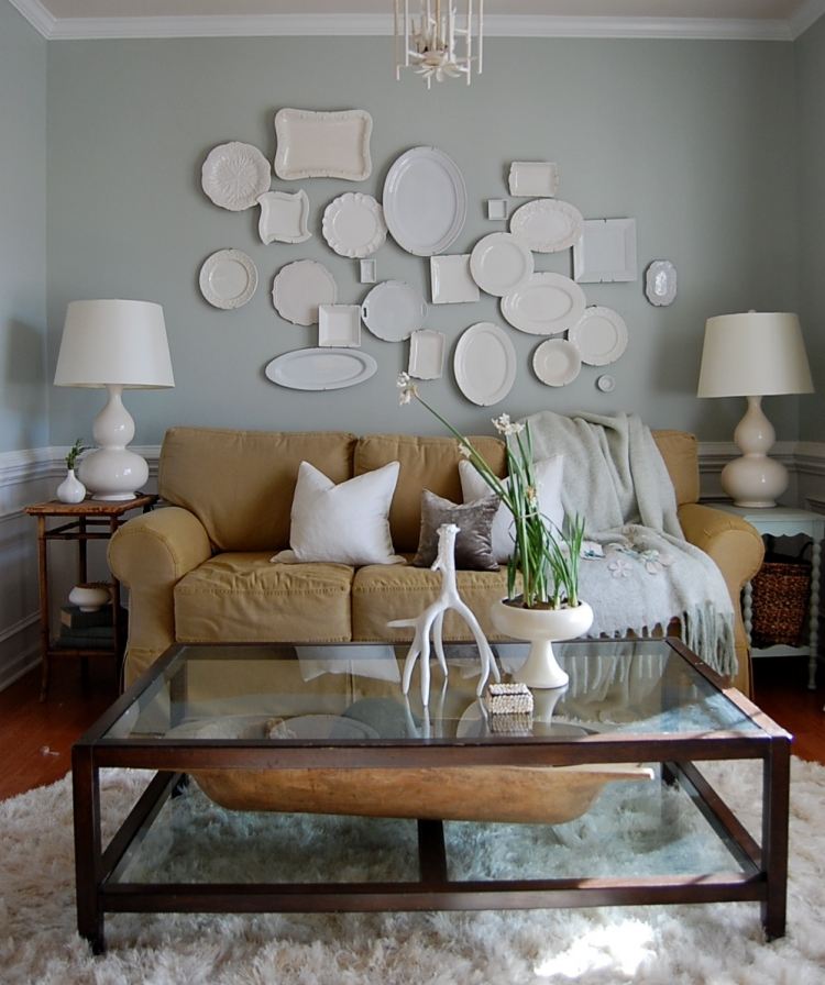 vägg-färg-grå-kombinationer-brun-soffplatta-väggdekoration-pälsmatta-soffbord-dekoration