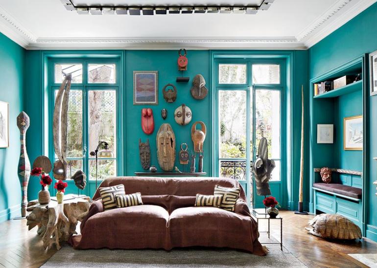 Vägg-färg-turkos-vardagsrum-exotiska-möblering-idéer