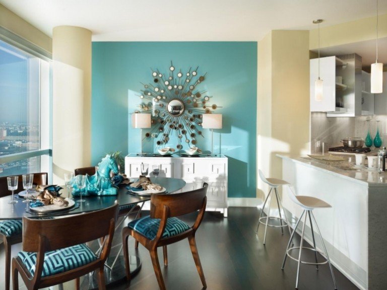 Väggfärg-turkos-kök-matplats-idéer-liten-lägenhet