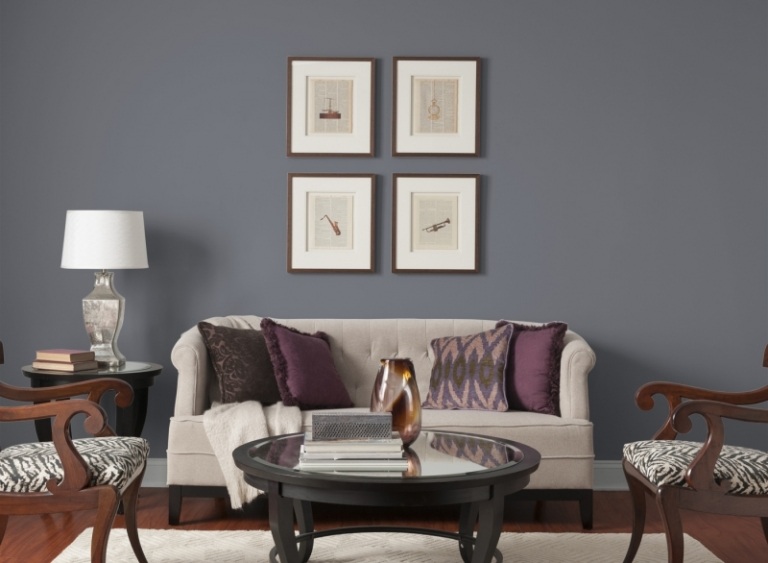Väggfärger-vardagsrum-neutralt-kol-soffa-design