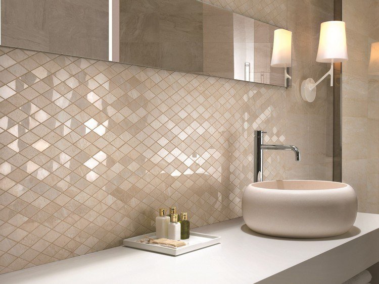 väggplattor-badrum-italienska-kakel-porslin-stengods-glansigt