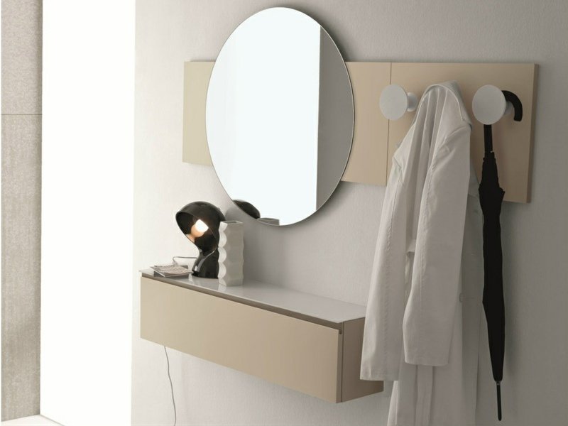 Vägggarderob-design-spegel-garderob-hallmöbler