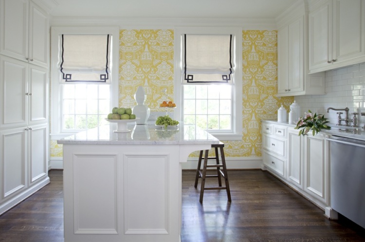 väggdesign kök mönster tapet gul vit idé deco