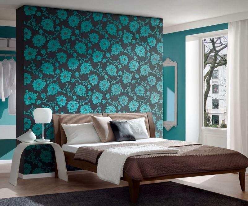 Väggdesign-grå-turkos-tapeter-antracit-blommönster-sovrum