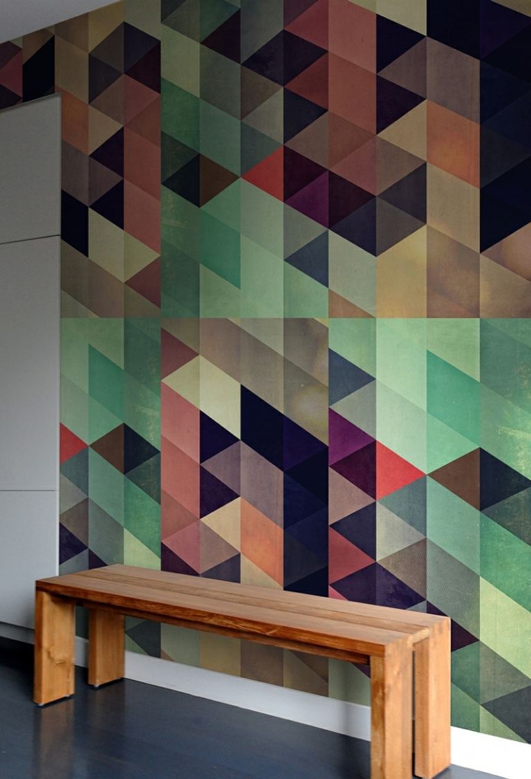 väggmönster idéer geometriska motiv trianglar färgglada bänk interiör
