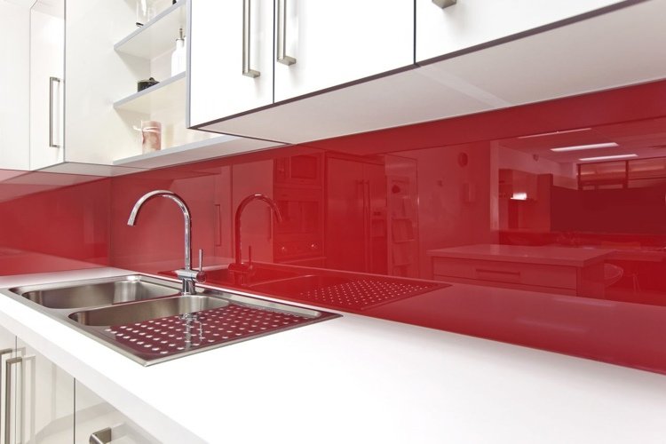 Väggpaneler för kök -kök spegel-modern-högglans-röd-vit